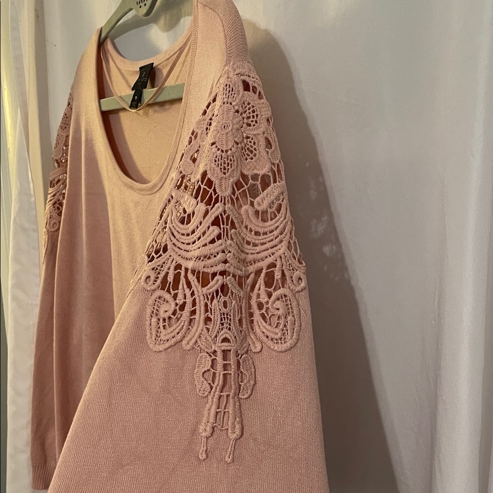 Worthington Blush Lace Sleeve Blouse